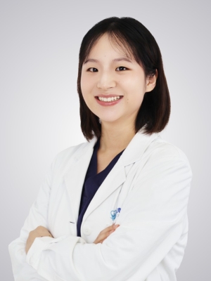 Dr.  Yu Zhen Zhen
